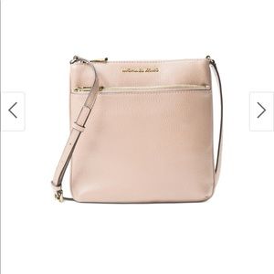 Michael Kors Leather Crossbody Soft Pink/Gold